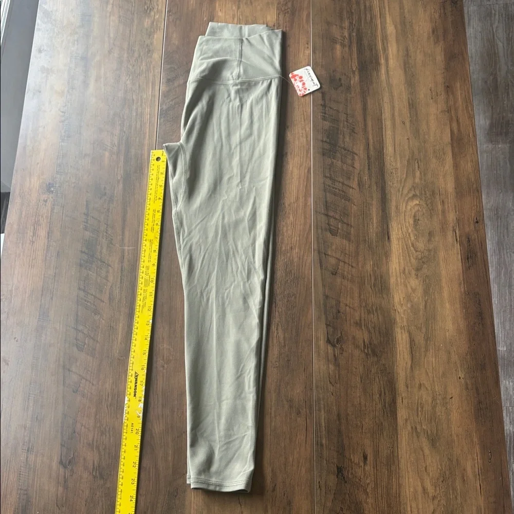 FP MOVEMENT FREE PEOPLE Never Better Capri Legging Small Sage Stone Army Green - Picture 5 of 7
